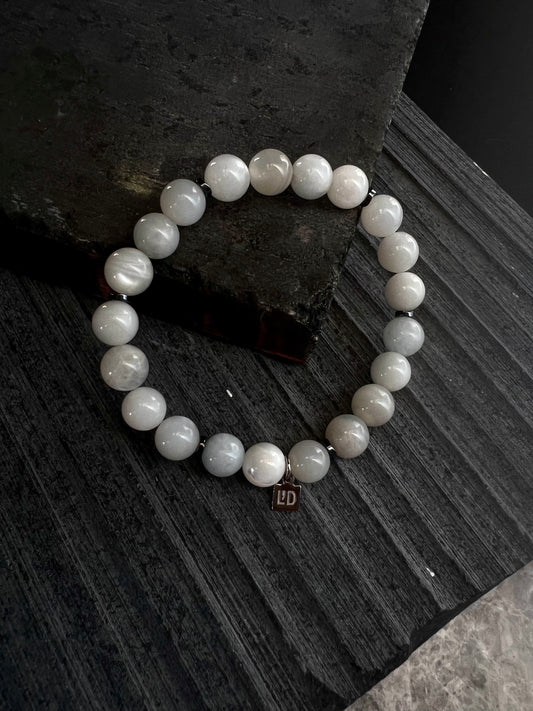 White Seashell Bracelet